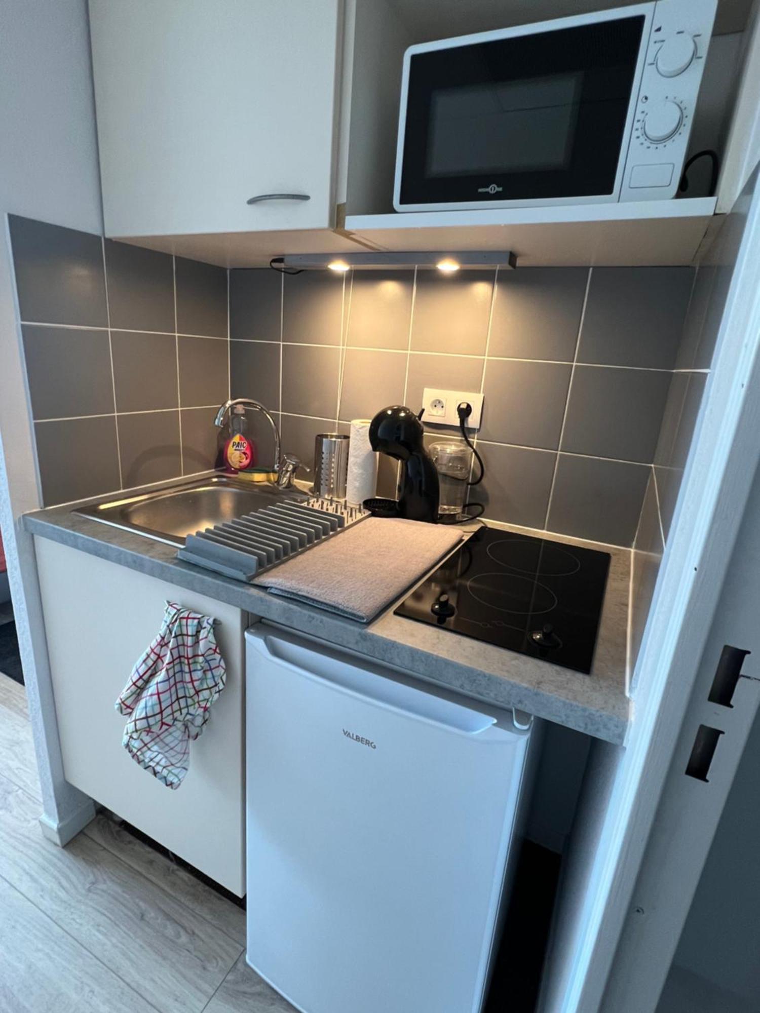 Studio Appart'Hotel Gare Tgv Avec Place Privee アヴィニョン エクステリア 写真